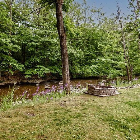 Cabin By The Creek With Private Creek Access Tannersville Buitenkant foto