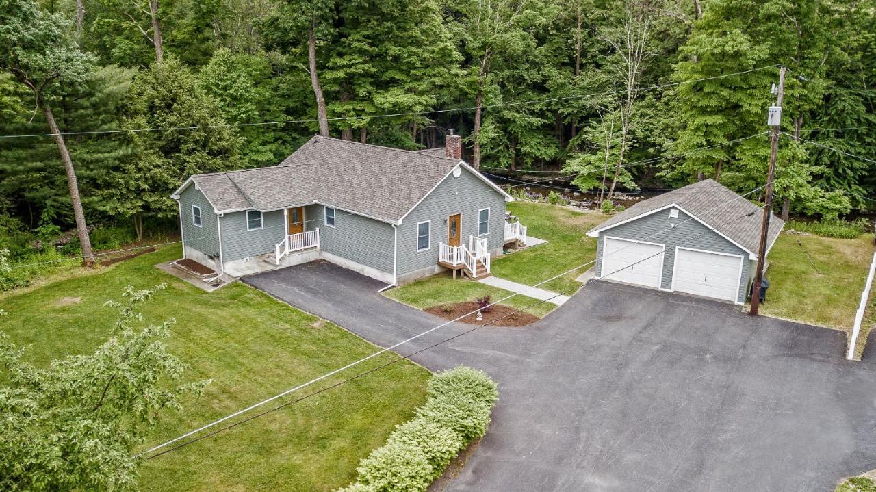 Cabin By The Creek With Private Creek Access Tannersville Buitenkant foto