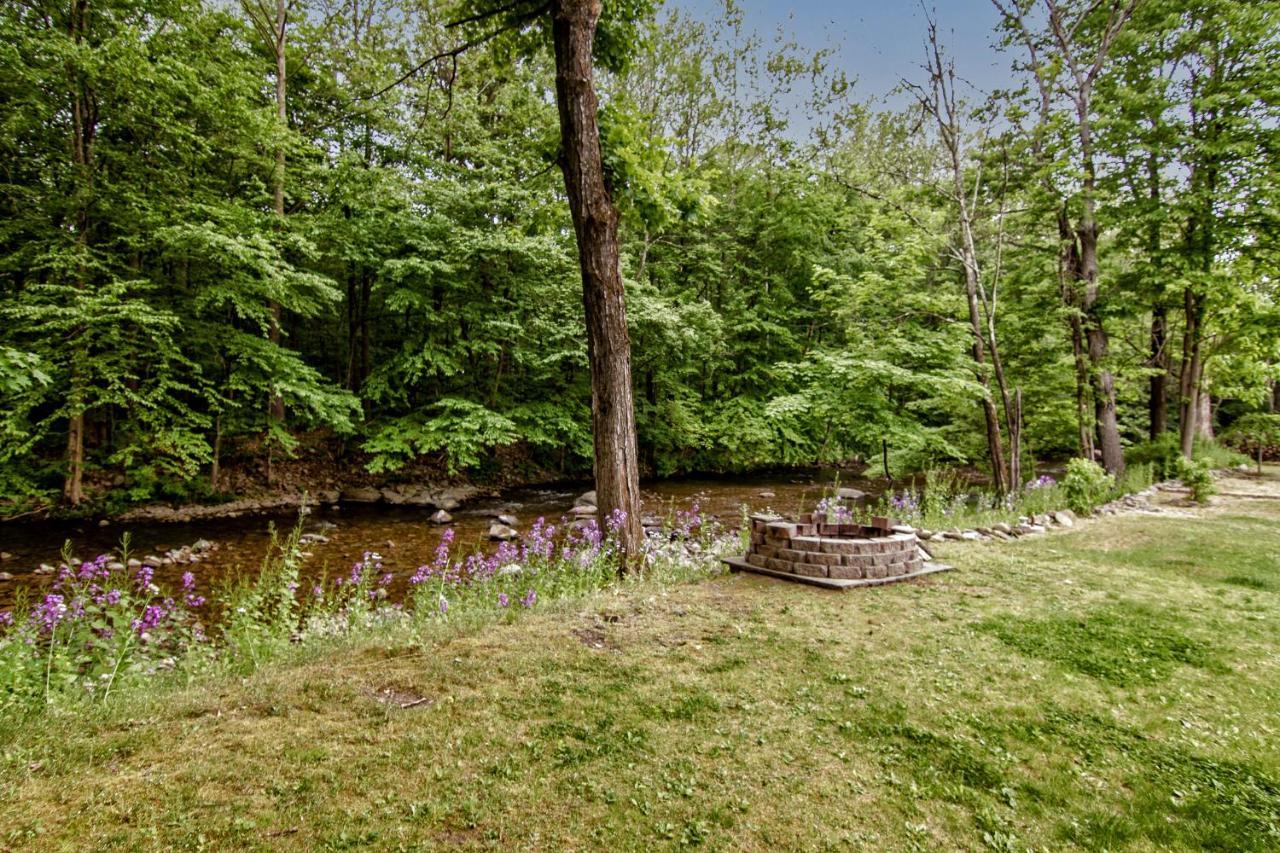 Cabin By The Creek With Private Creek Access Tannersville Buitenkant foto