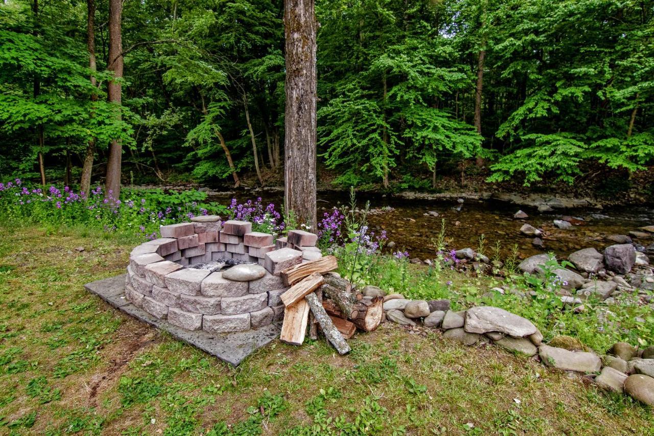 Cabin By The Creek With Private Creek Access Tannersville Buitenkant foto