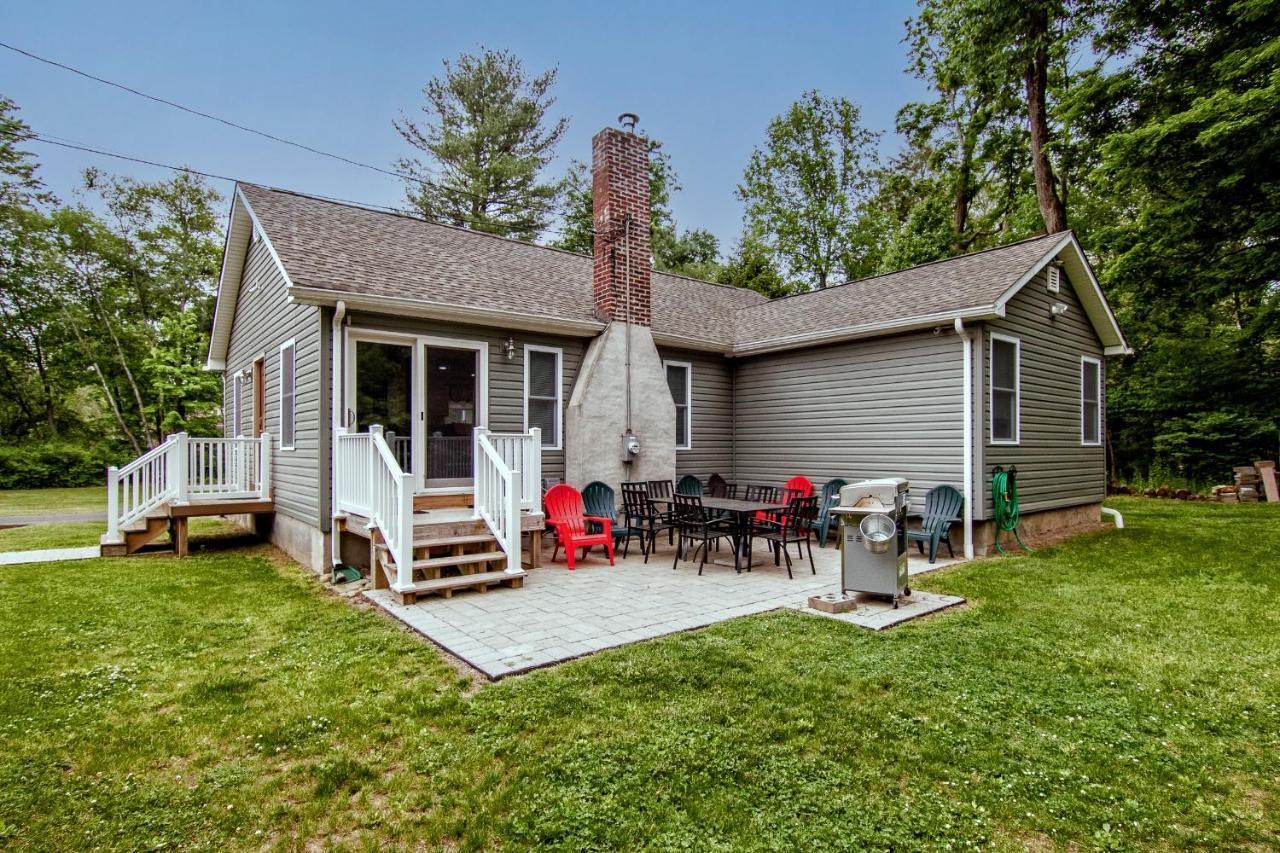 Cabin By The Creek With Private Creek Access Tannersville Buitenkant foto
